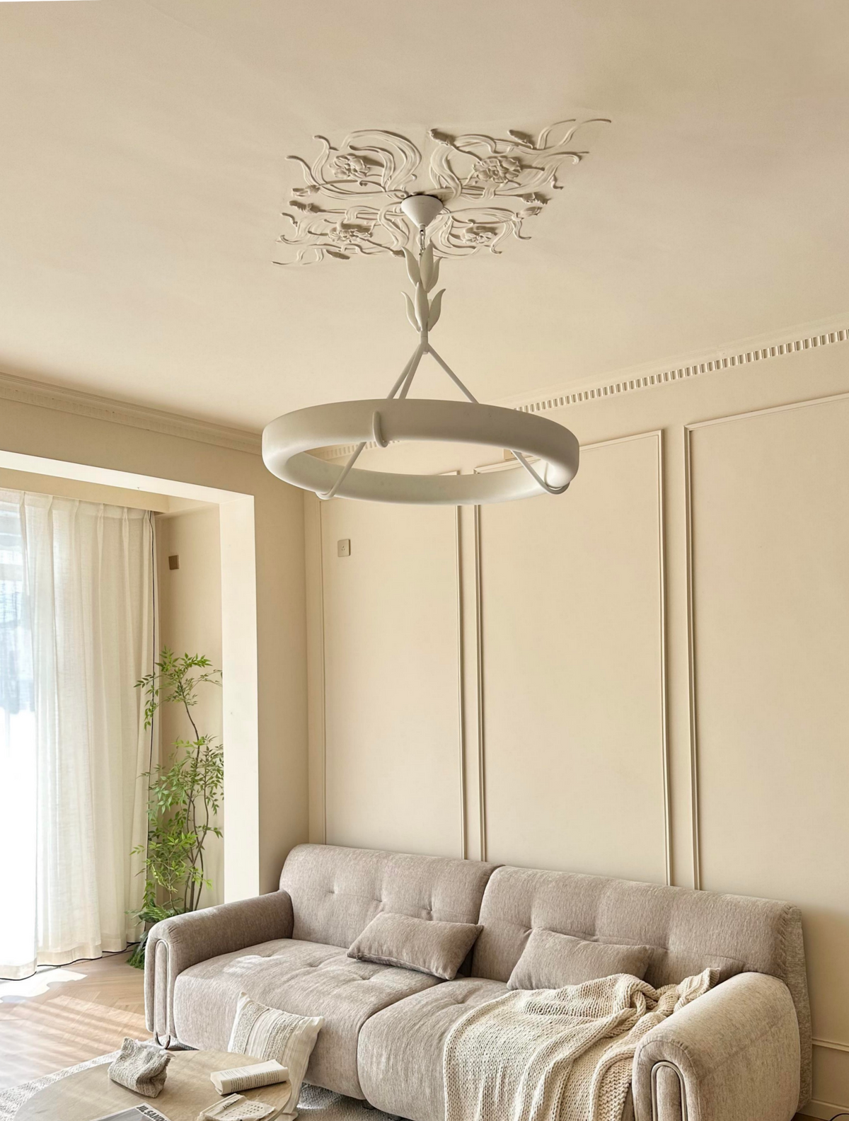 Athena Plaster Ring Chandelier