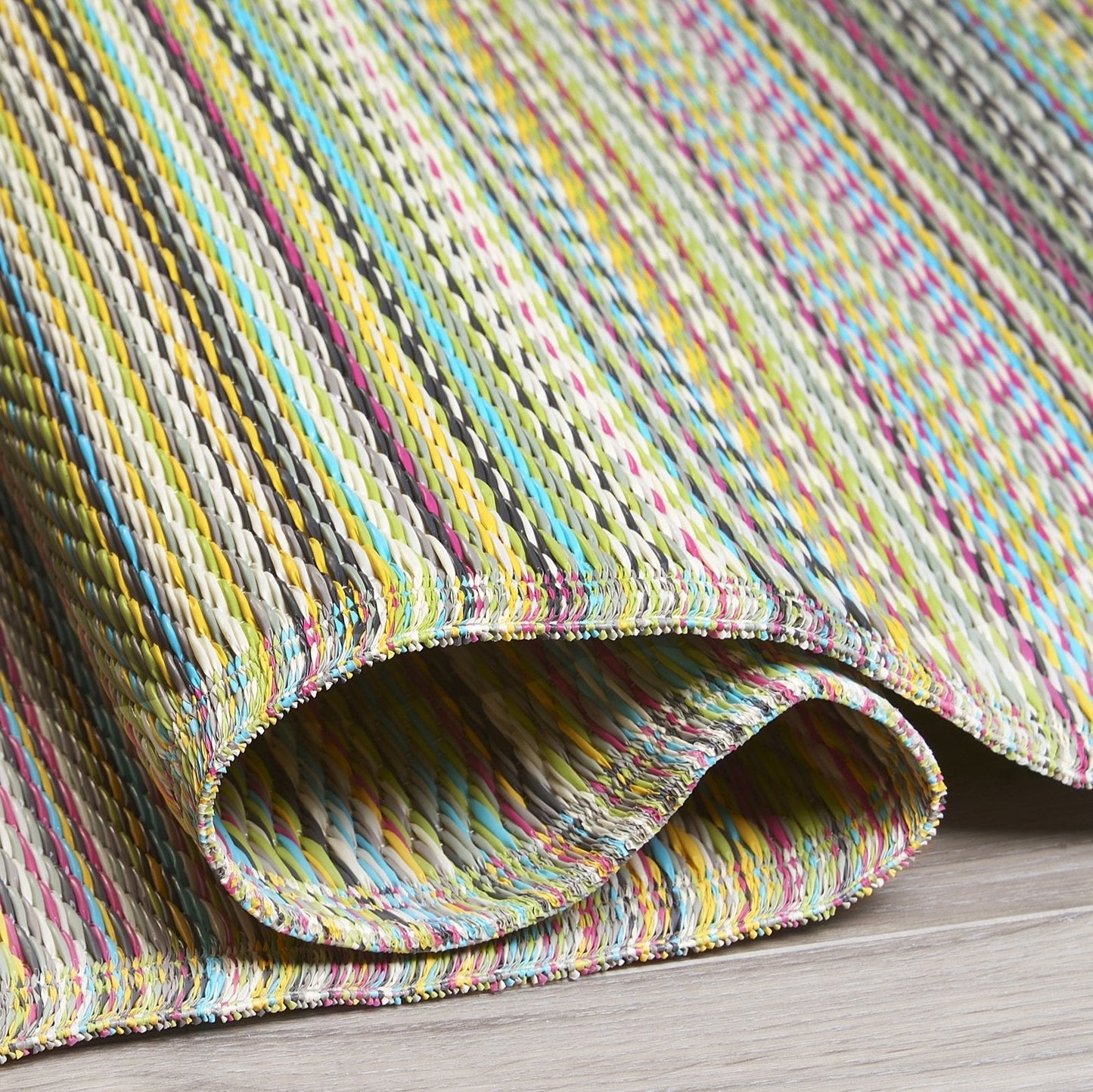 Cancun - Candy Outdoor Rug for Patio
