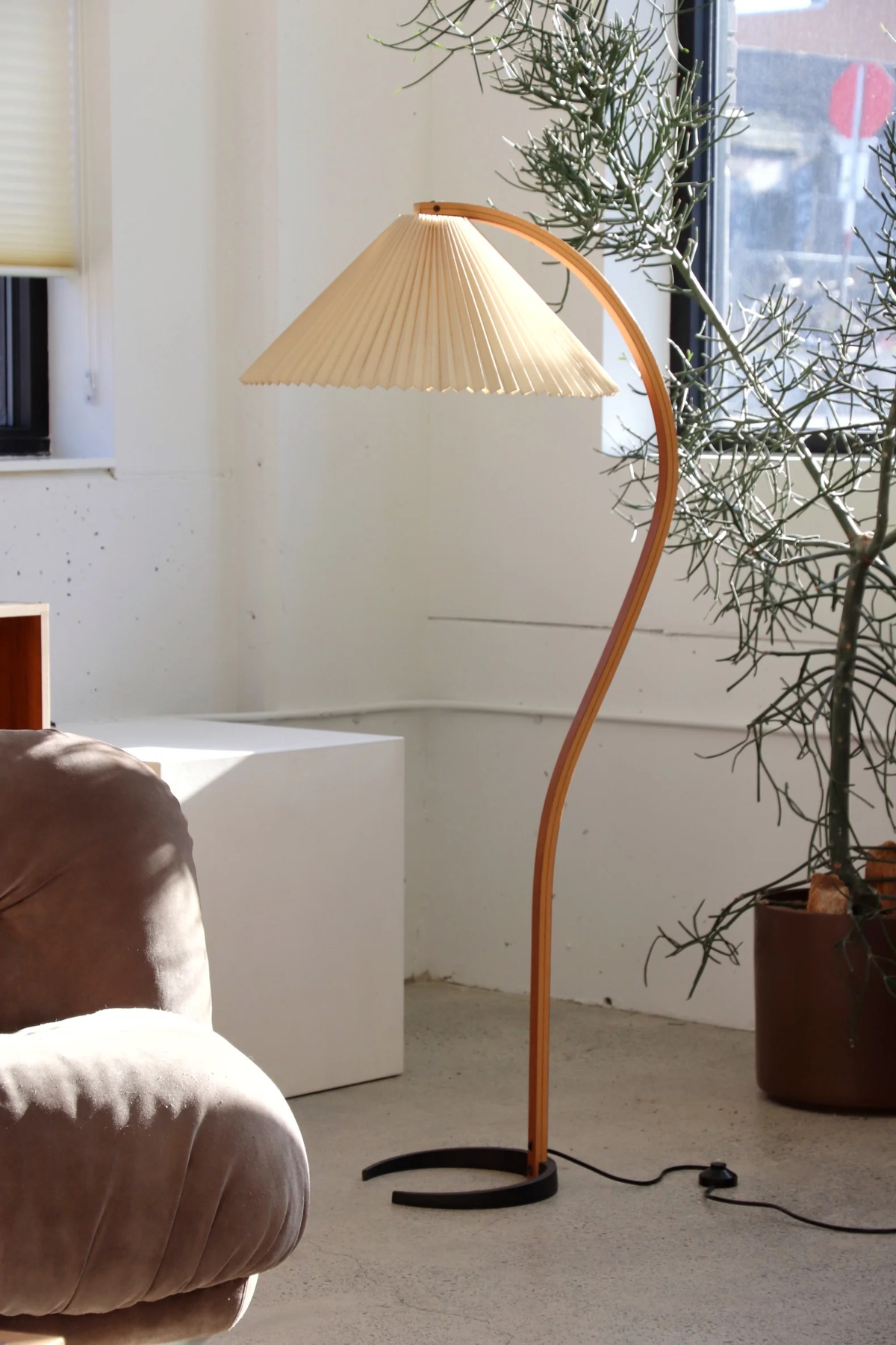 Caprani Floor Lamp