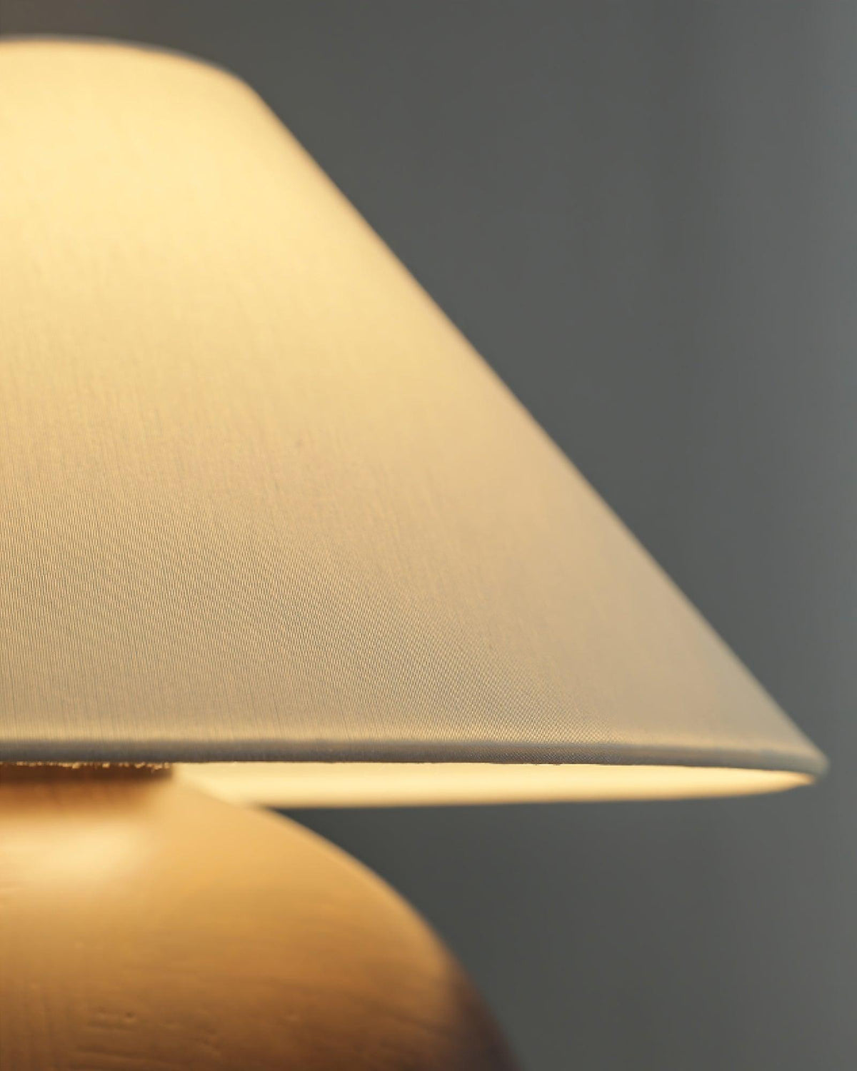 Cavelle Solid Wood Table Lamp