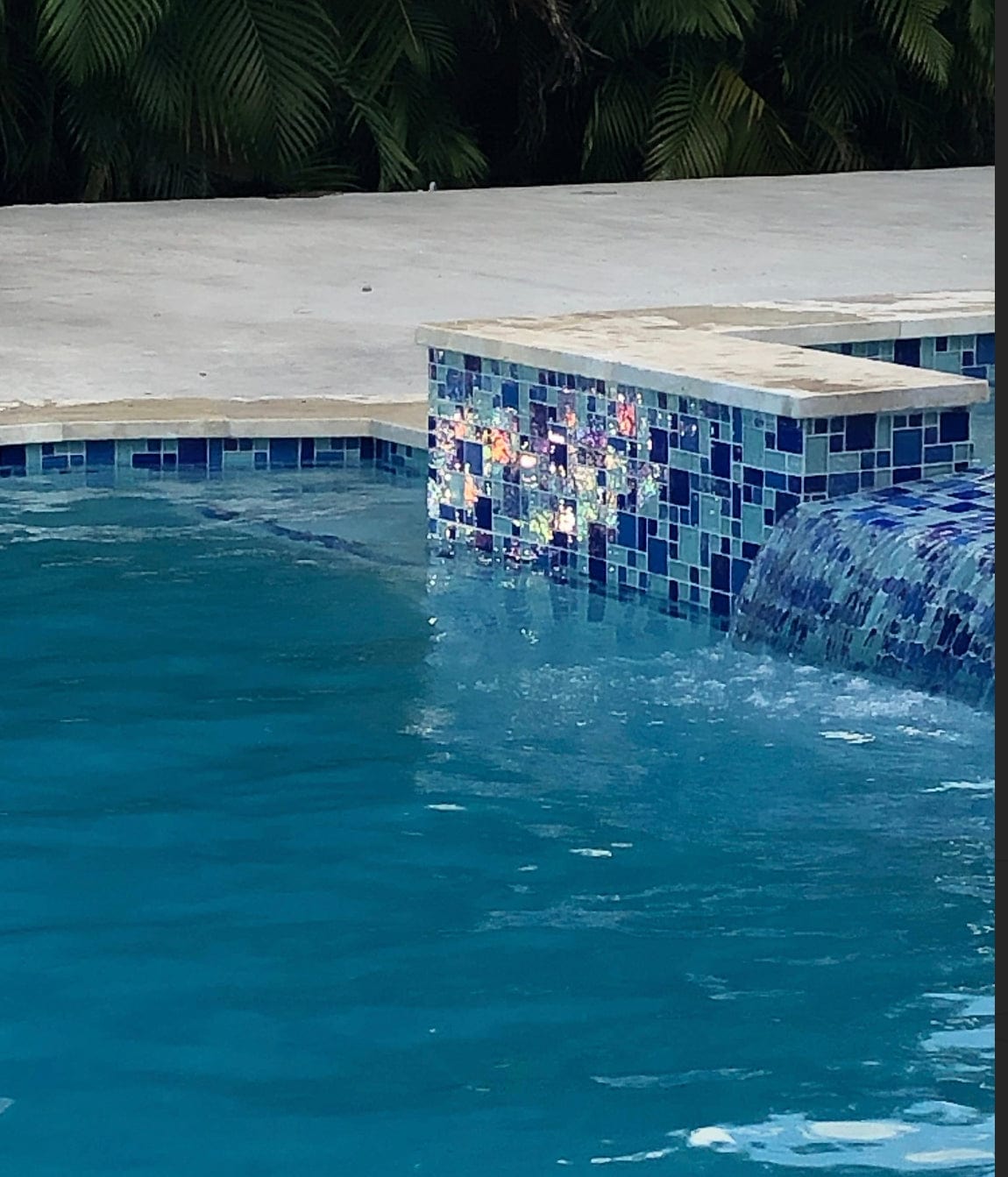 Bahamas Light Blue Blend