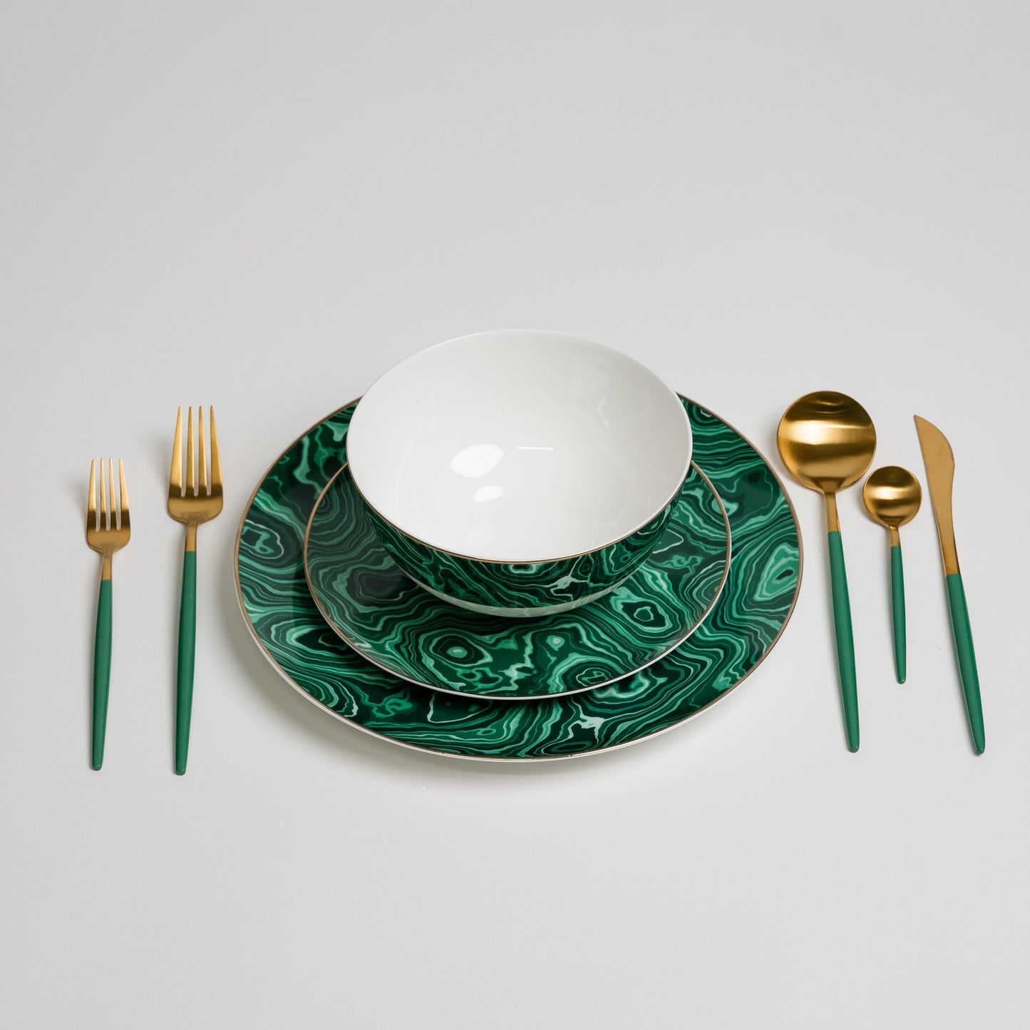 Green River Plate Set