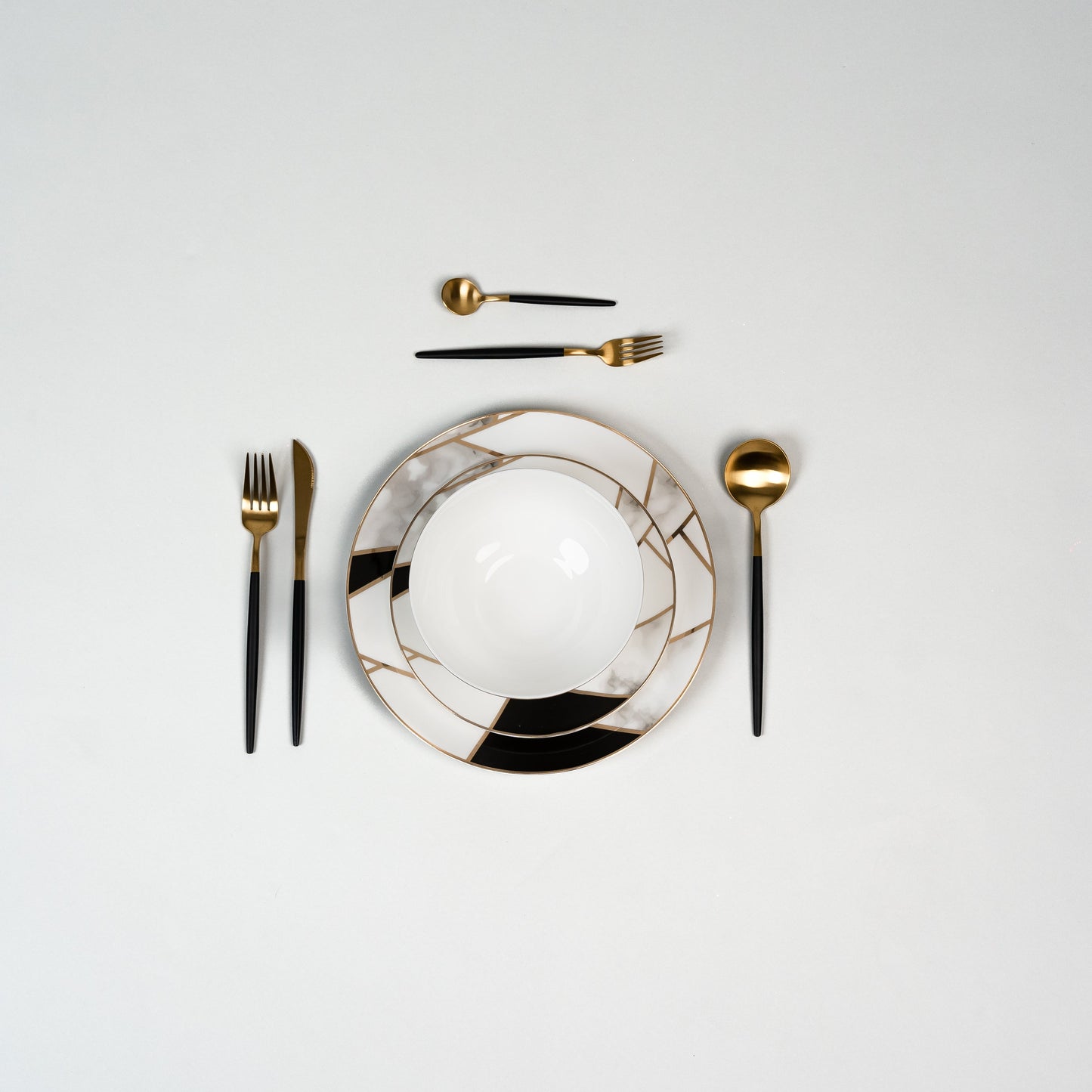Transform Gold Plates Set