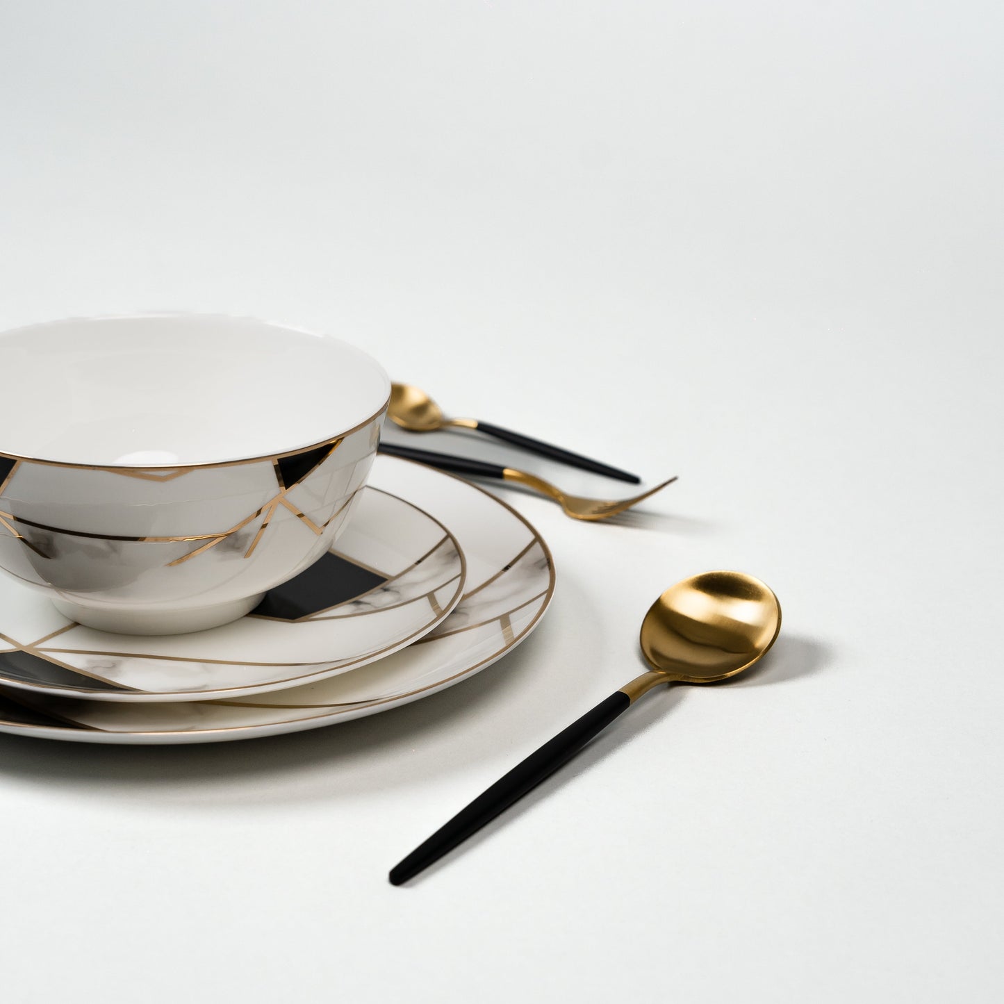 Transform Gold Plates Set