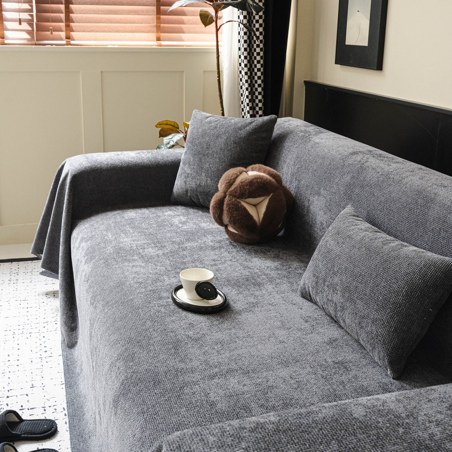 Waterproof Couch Throw Cover for Dogs, Non Slip Slipcover for Leather Fabric Sofa