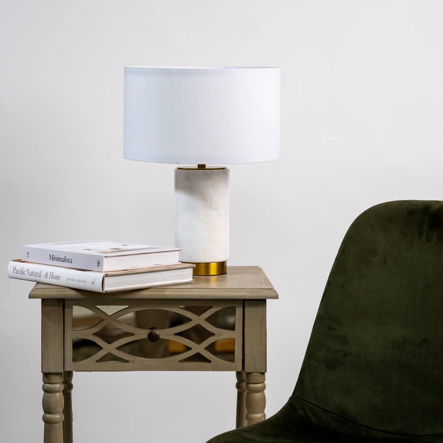 Nova USB Table Lamp
