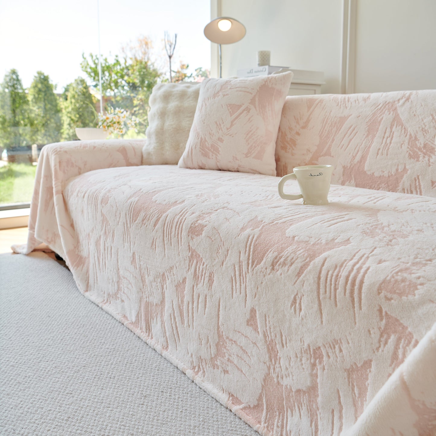 Plush Faux Fur Warm Sofa Cover with Waves Jacquard Textured Throw Blankets for Couch