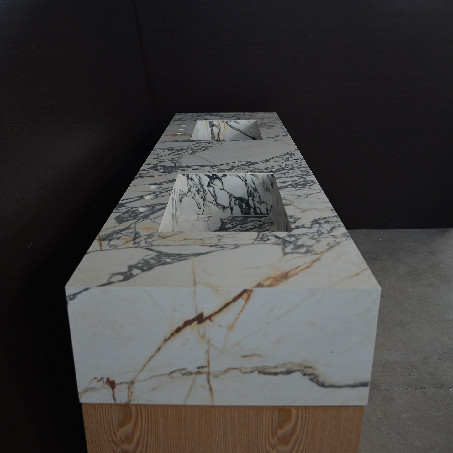 HANDCRAFTED MATERIA - CORCHIA GOLD PORCELAIN DOUBLE SINK (ES-133)