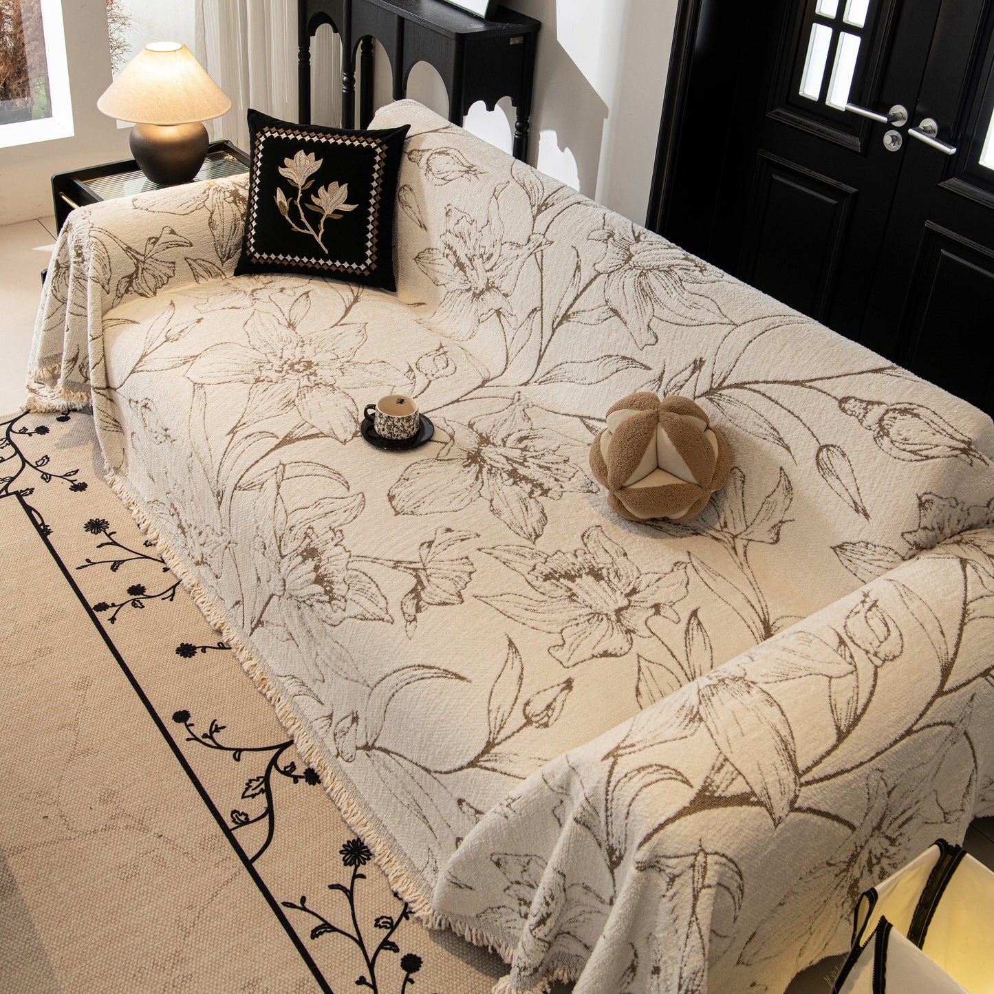 Large Floral Sofa Cover Throw Blanket, Plush Jacquard Non-Shedding Couch Cover for Pets