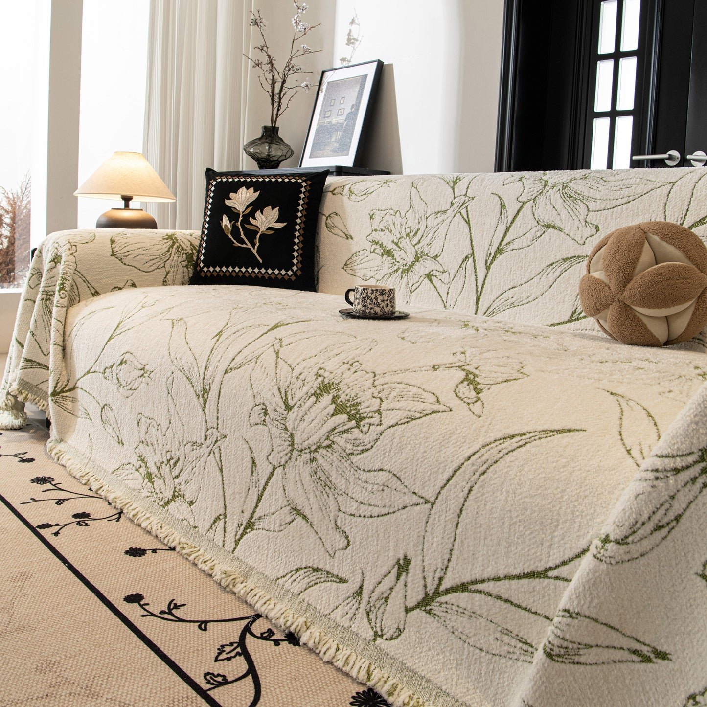 Large Floral Sofa Cover Throw Blanket, Plush Jacquard Non-Shedding Couch Cover for Pets