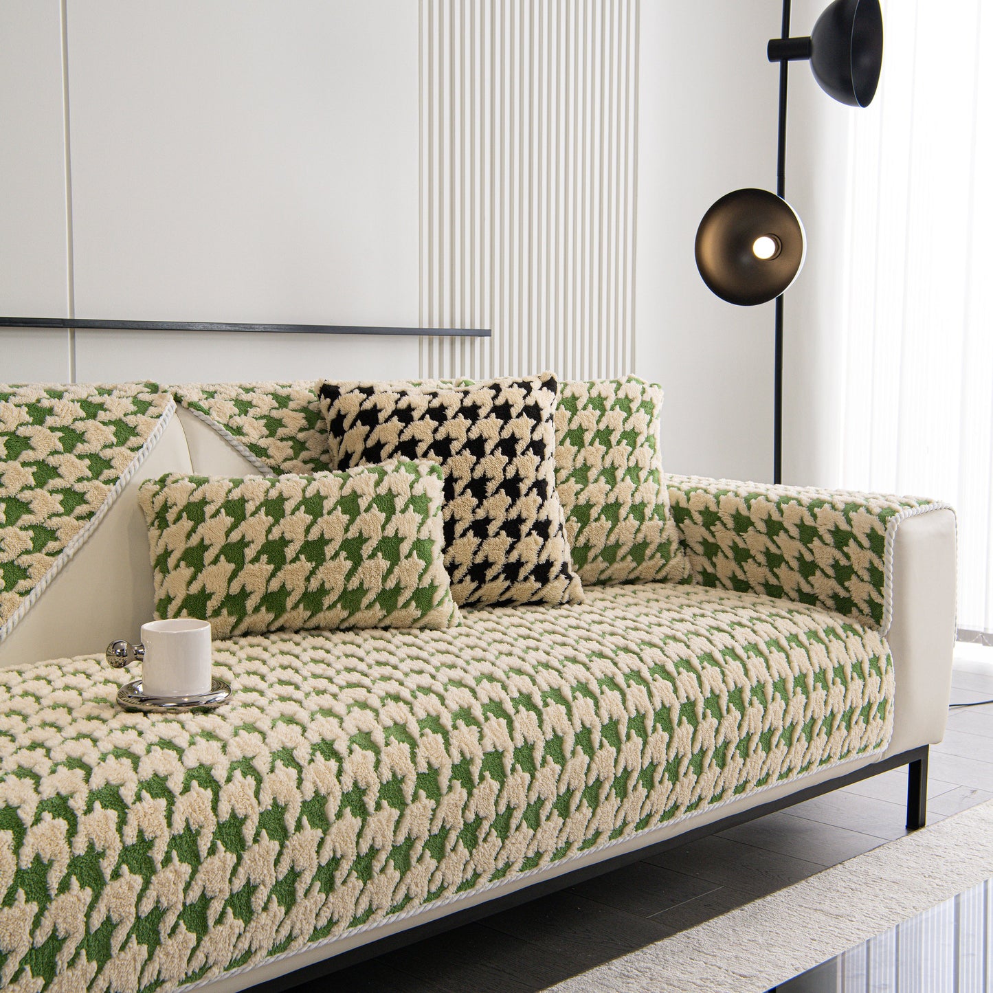 Winter Thickened Sherpa Fleece Houndstooth Sofa Cushion, Non-slip Sofa Cover with Plush