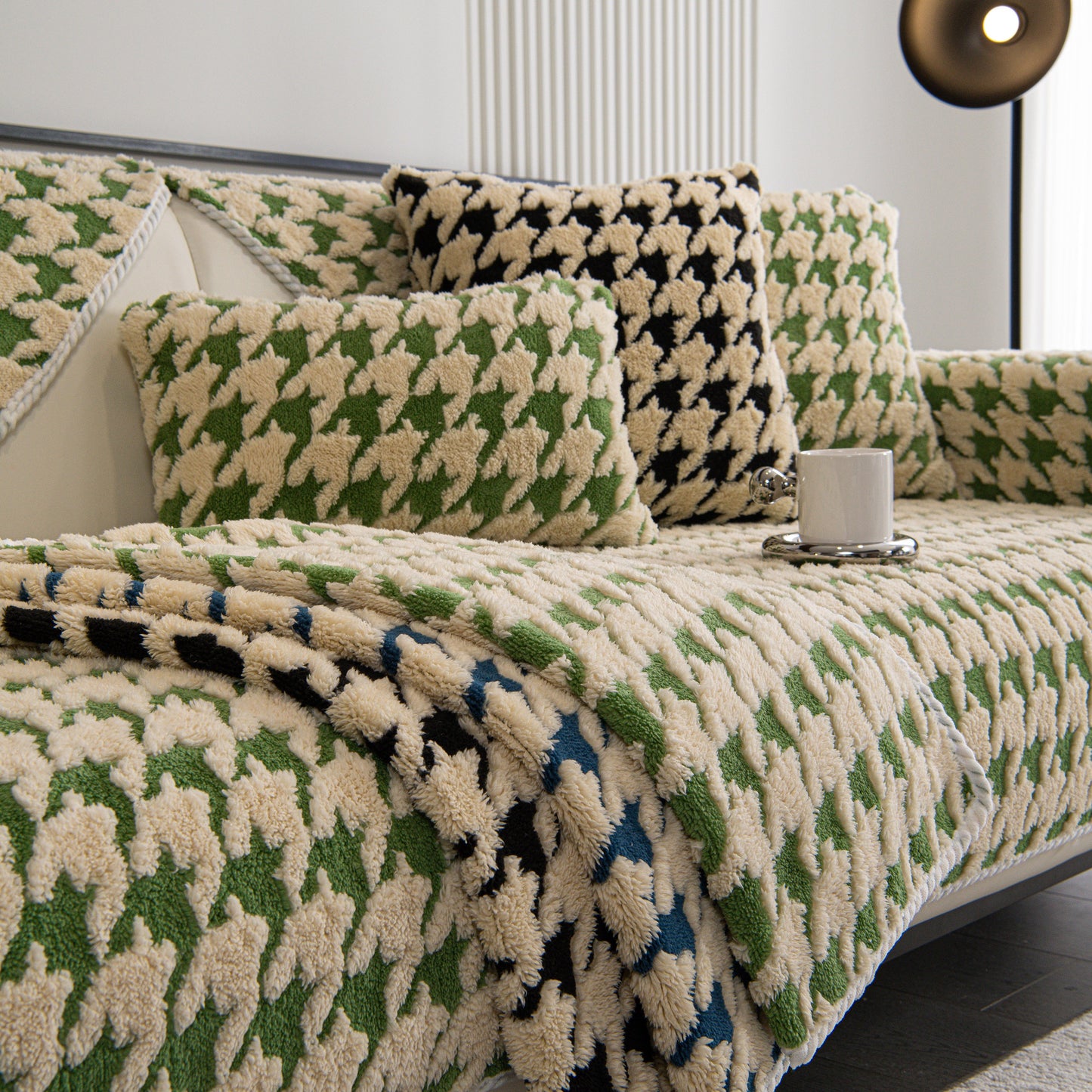 Winter Thickened Sherpa Fleece Houndstooth Sofa Cushion, Non-slip Sofa Cover with Plush