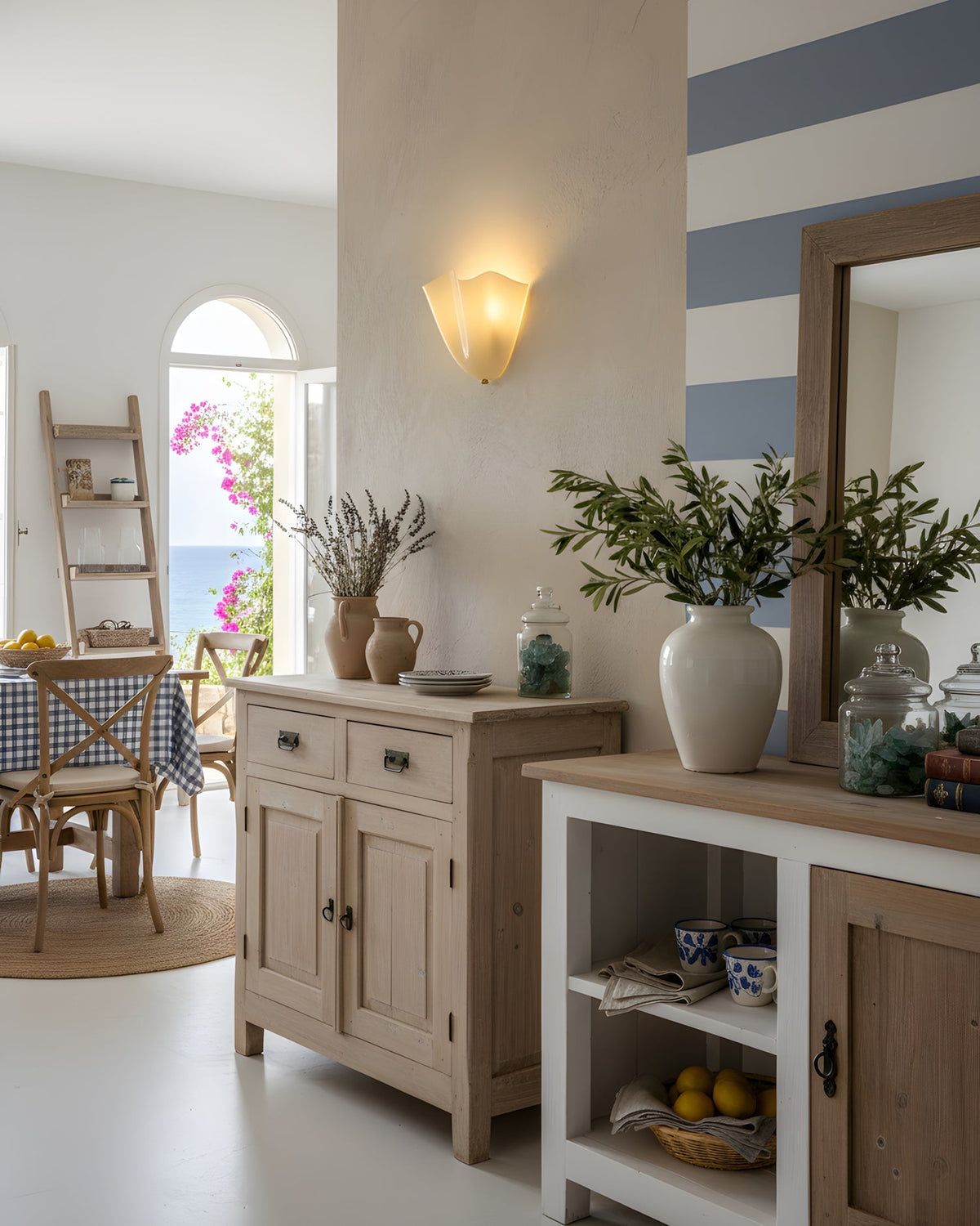 Vera Wall Lamp