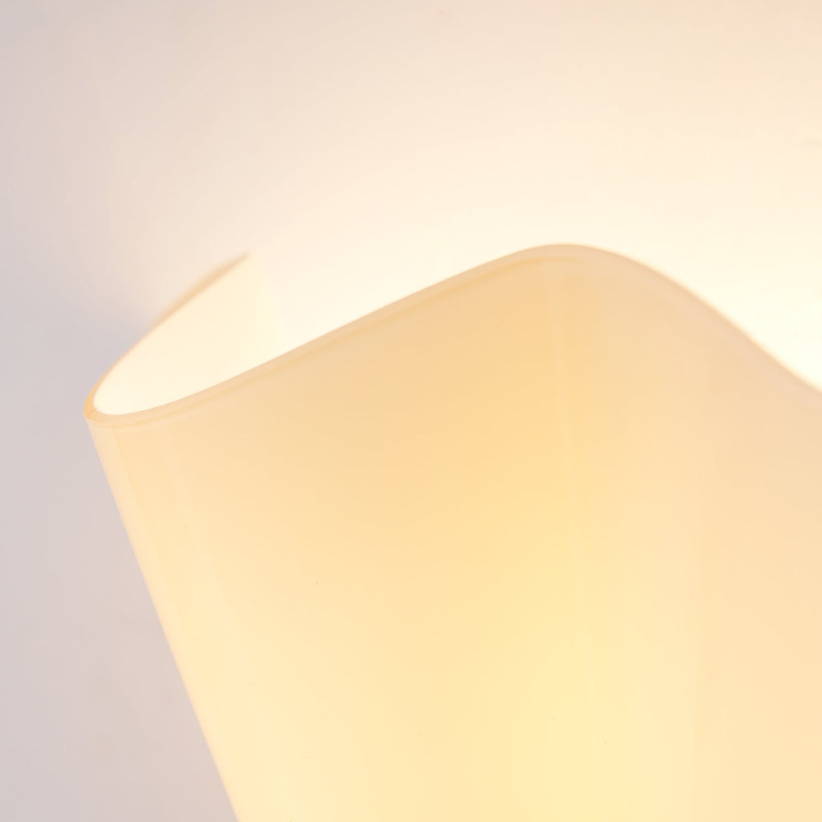 Vera Wall Lamp