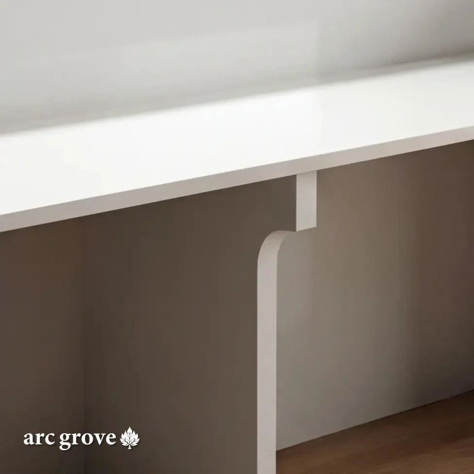 Rillena · Front Reception Desk