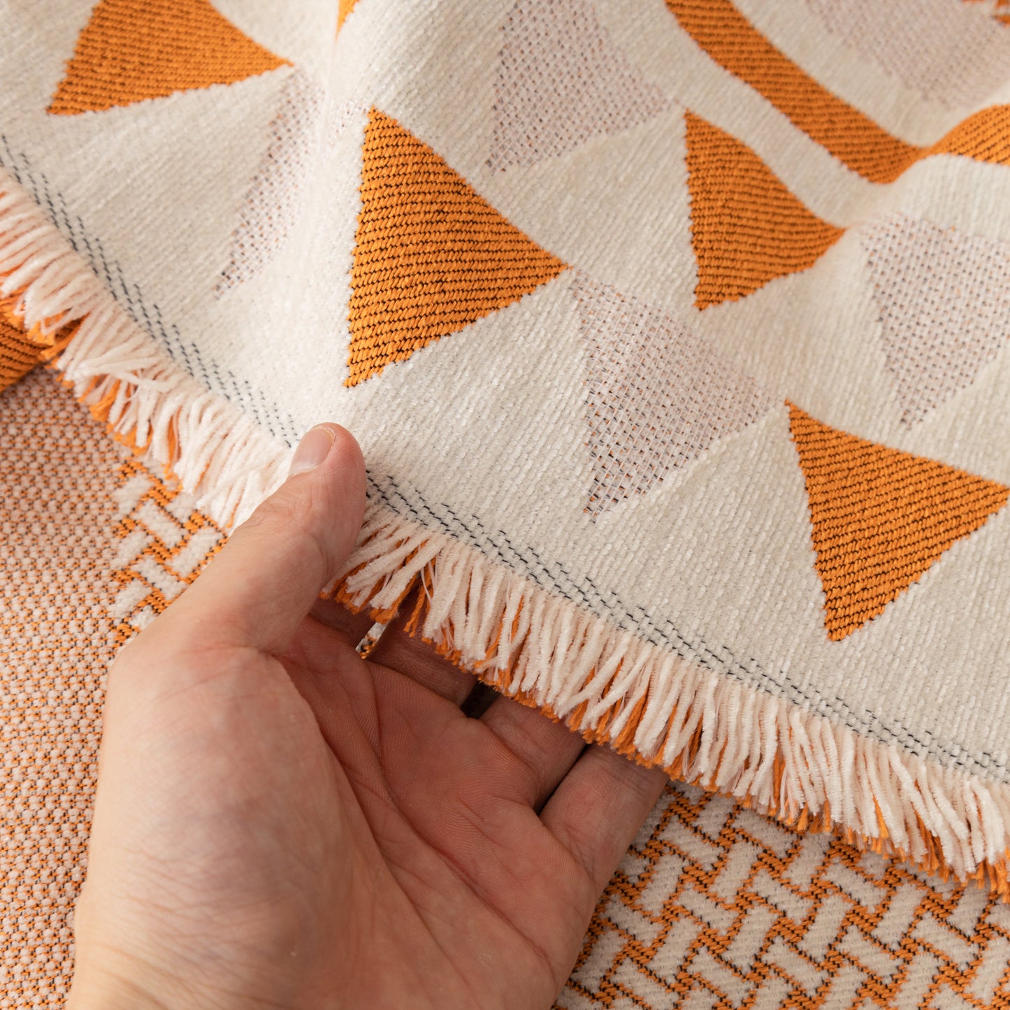 Chenille Jacquard Sofa Throw Blanket Cover Soft Polyester Weave Couch Throw Cover for Pets Dog Kids