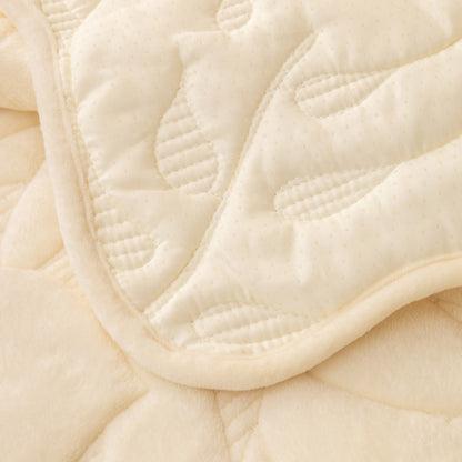 Soft Furry Velvet Plush Non-Slip Sofa Cover Quilted Palm Leaves Sectional Couch Cover for Kids and Pets