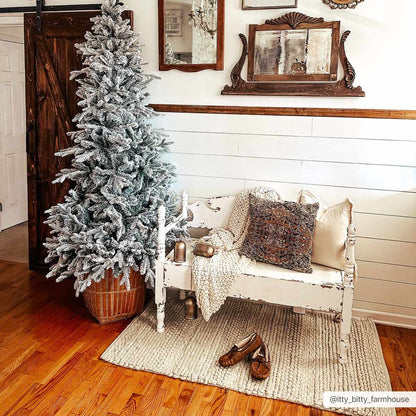The Hanlontown Wool Rug