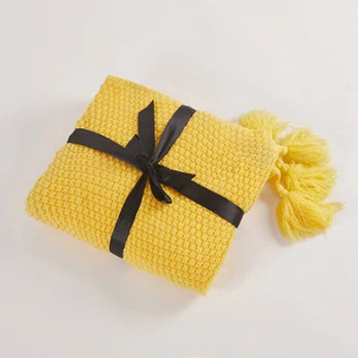 DecorBites™ Knitted Woolen Ball Blanket - Super Warm Cozy Sofa Throw Blanket