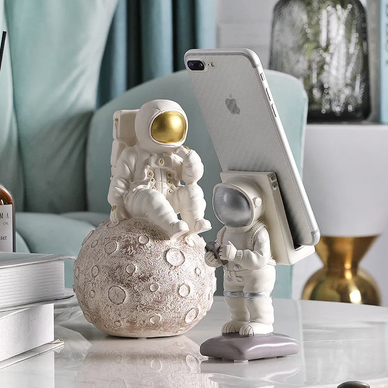 DecorBites™ Astronaut Phone Holder Cosmonaut Statue Space Man Sculpture Decor Figurine