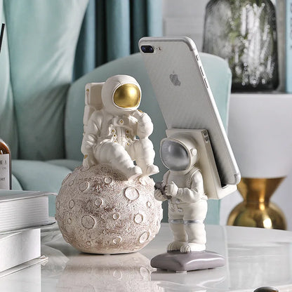 DecorBites™ Astronaut Phone Holder Cosmonaut Statue Space Man Sculpture Decor Figurine