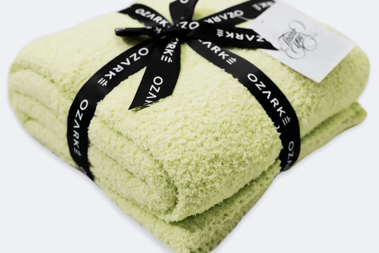 Luxe Rib Trim Blanket