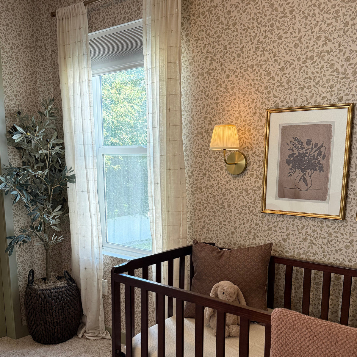 Beverly Wallpaper by Daphne and Sage