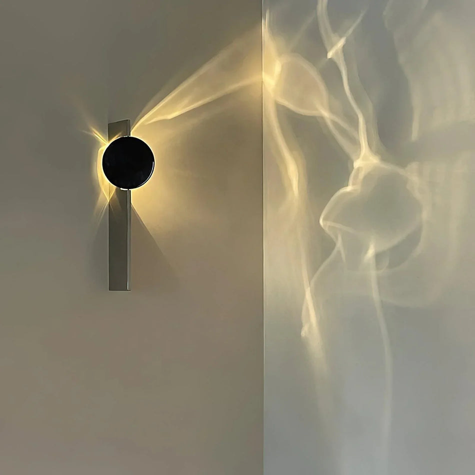 Kinetic Shadow Wall Lamp