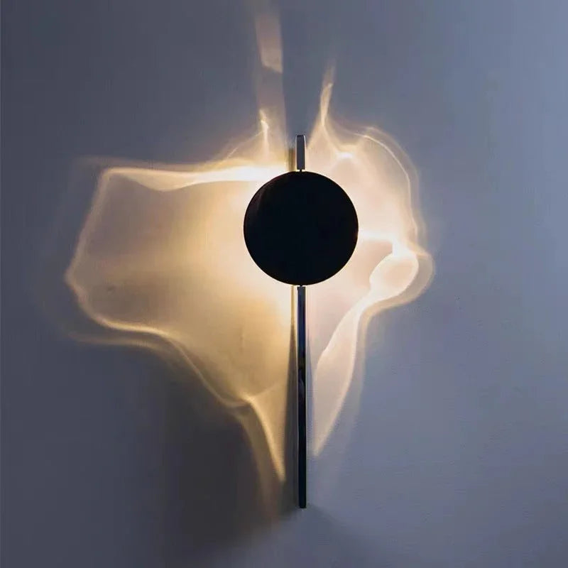 Kinetic Shadow Wall Lamp