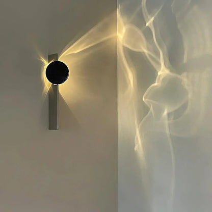 Kinetic Shadow Wall Lamp