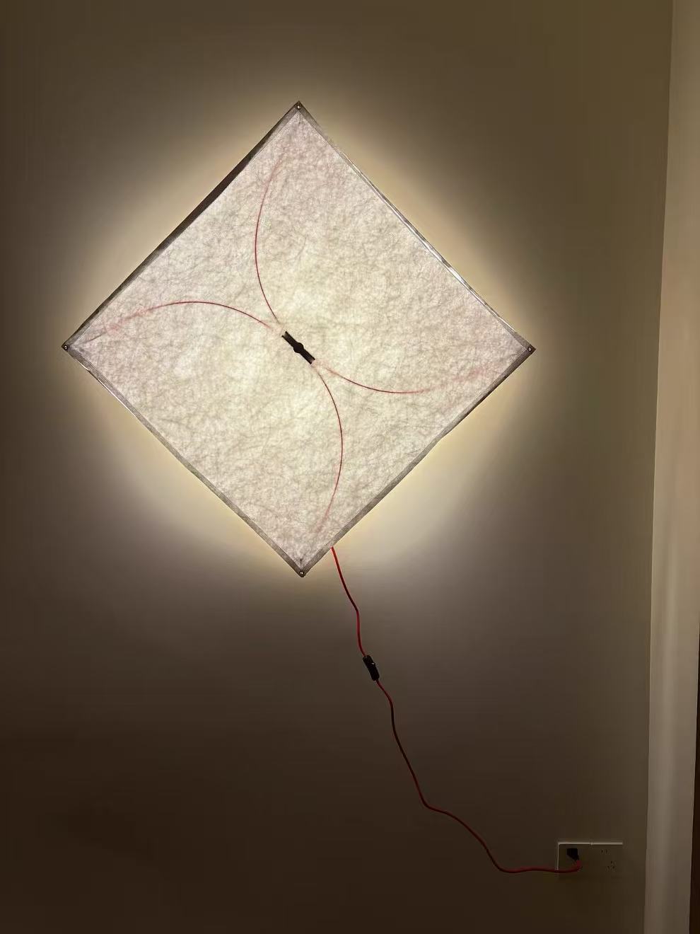 Kite Shaped Paper Wall Lamp