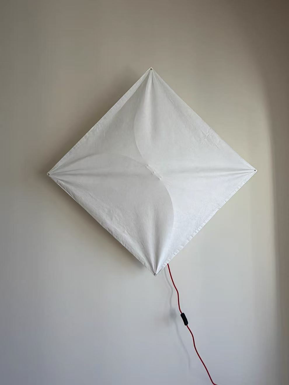 Kite Shaped Paper Wall Lamp