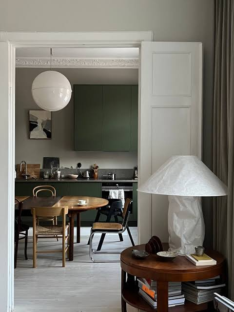 Lampampe Table Lamp