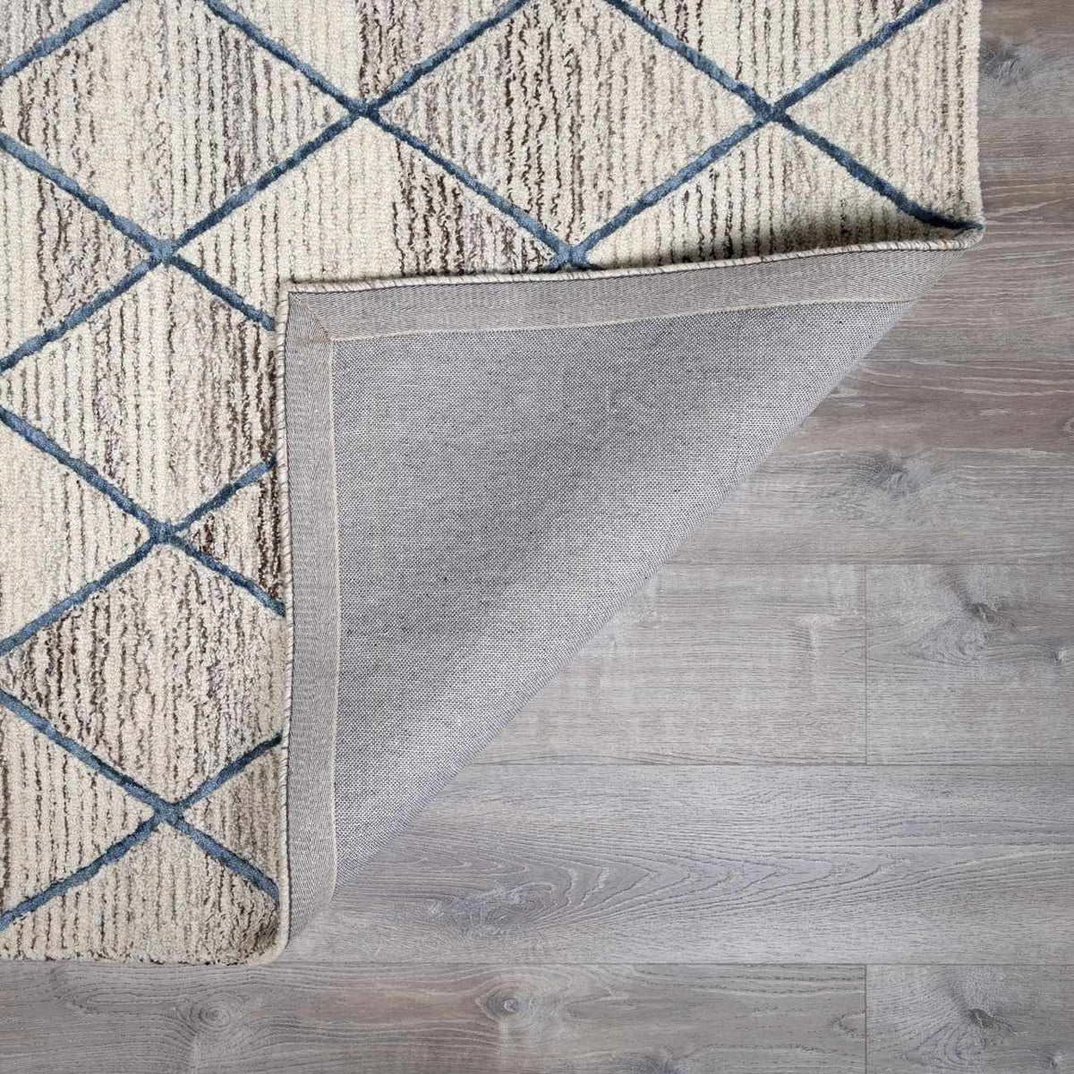 The Helion Rug