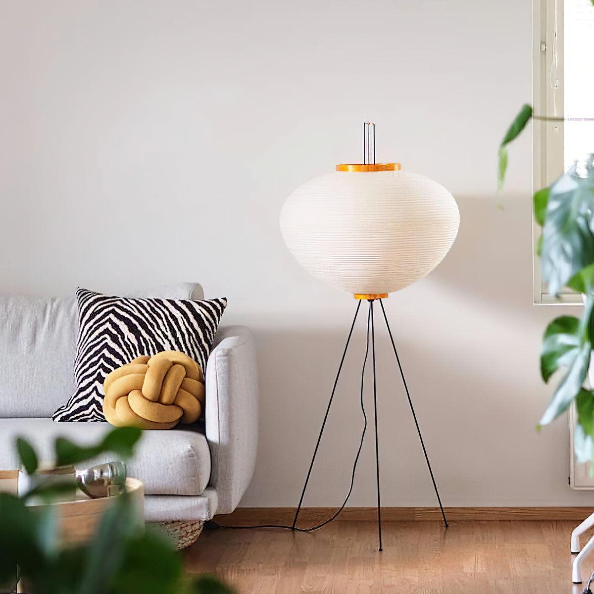 Akari 10A 14A Floor Lamp