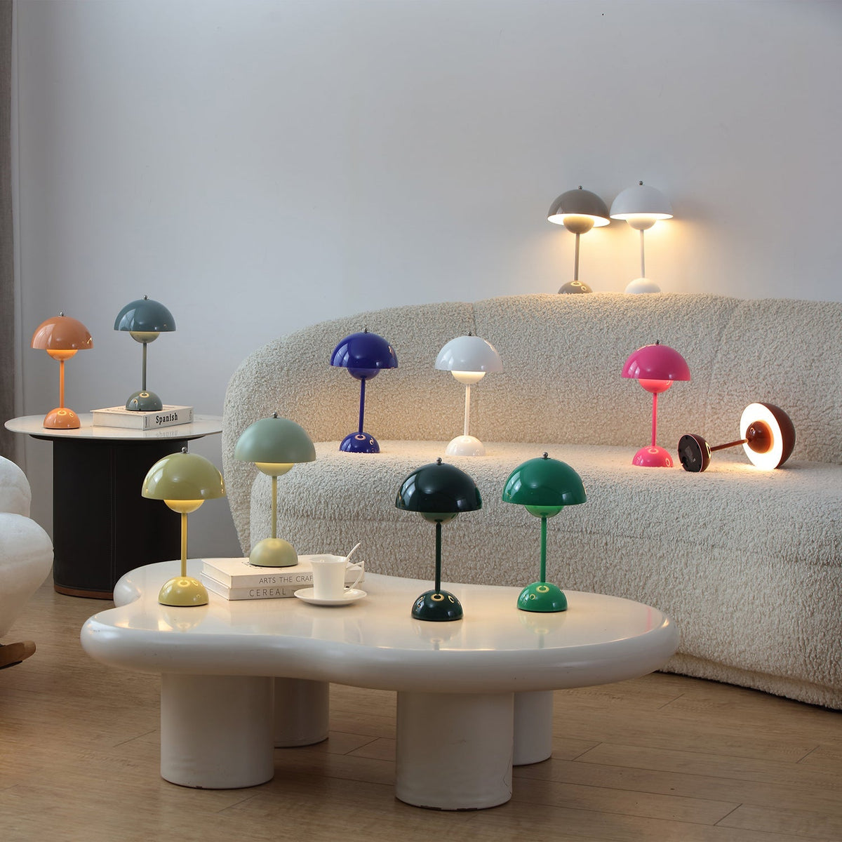 Flowerpot VP9 Portable Table Lamp