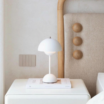 Flowerpot VP9 Portable Table Lamp