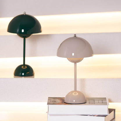 Flowerpot VP9 Portable Table Lamp