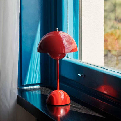 Flowerpot VP9 Portable Table Lamp