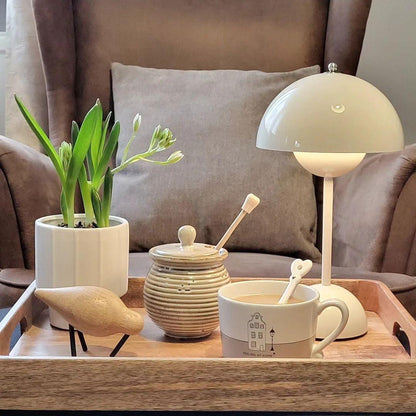 Flowerpot VP9 Portable Table Lamp