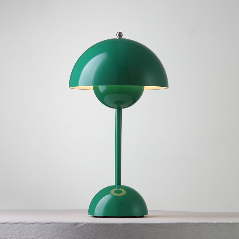 Flowerpot VP9 Portable Table Lamp