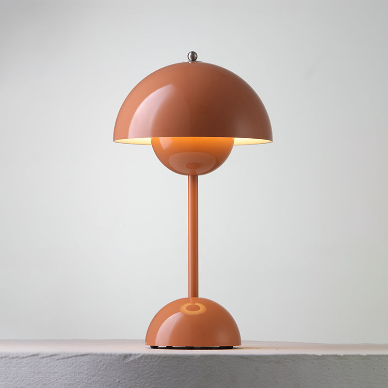 Flowerpot VP9 Portable Table Lamp