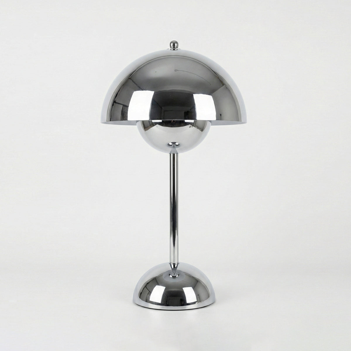 Flowerpot VP9 Portable Table Lamp