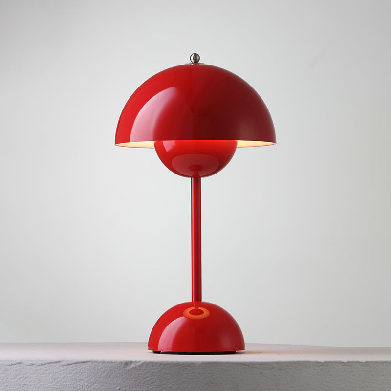 Flowerpot VP9 Portable Table Lamp