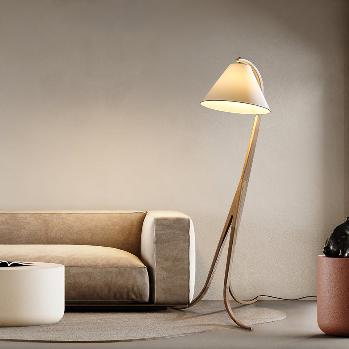 Orellis Curved Wood Floor Lamp