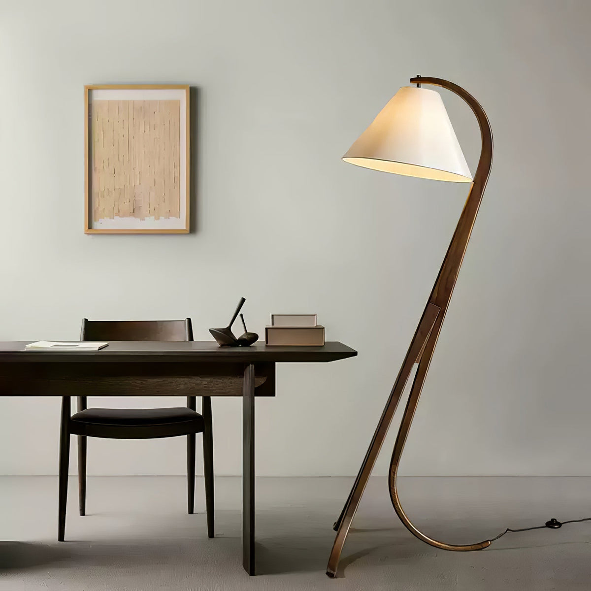 Orellis Curved Wood Floor Lamp