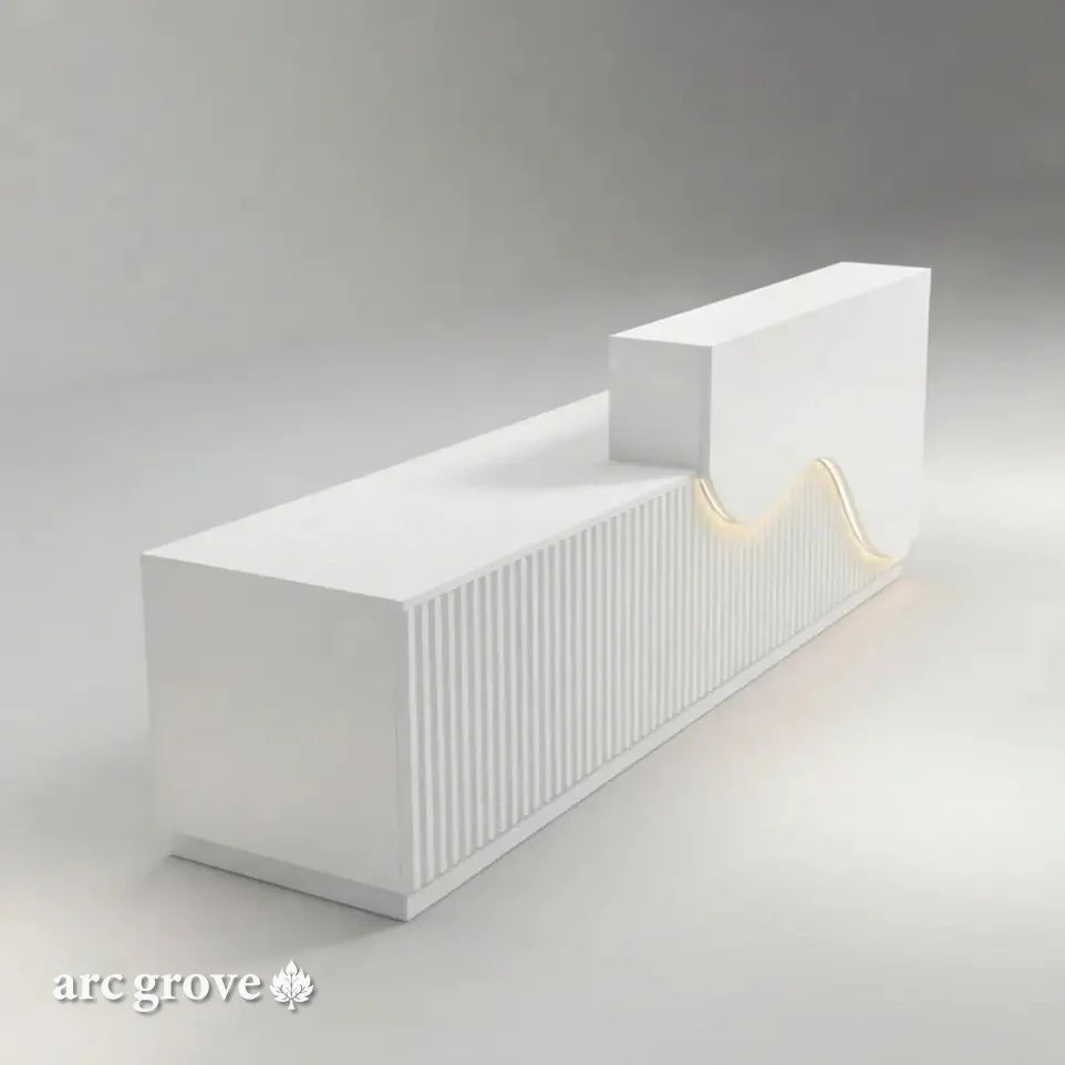 Faye · Front Reception Desk