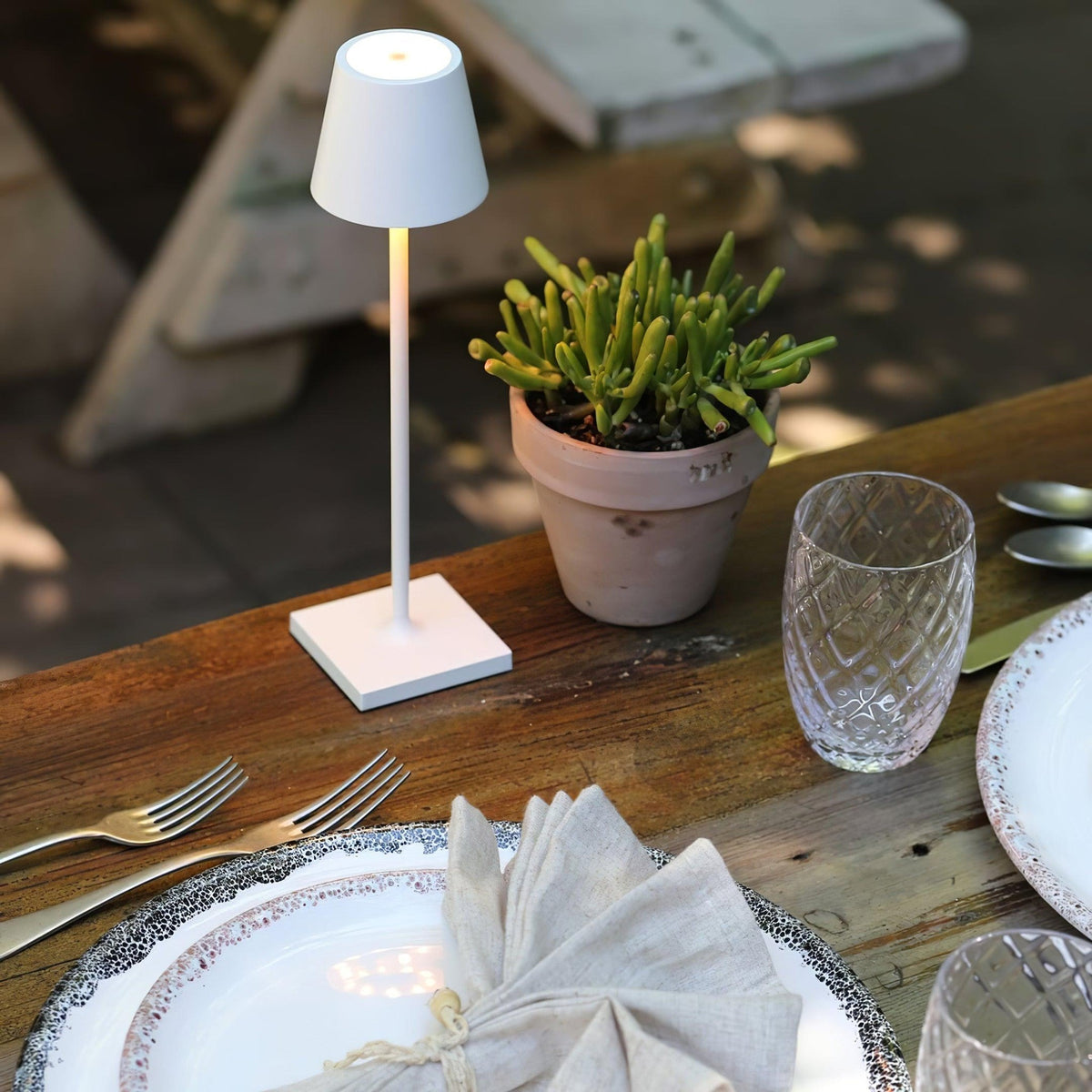 Poldina Cordless Rechargeable LED Table Lamp