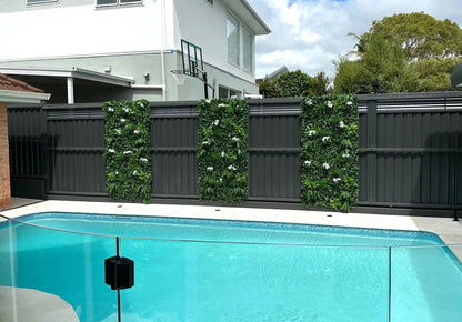 Sample Panel – Snowy White Vertical Garden (Small Sample)