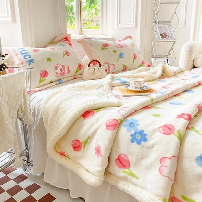 DecorBites™ Cartoon Print Cozy Blanket - Milk Velvet & Cashmere - Winter/Spring Duvet Cover